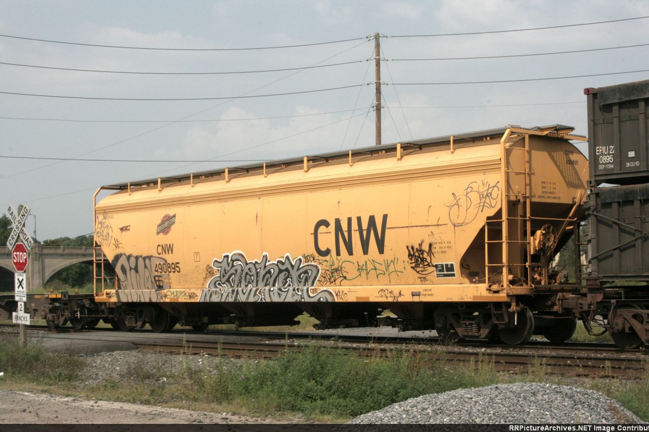 CNW 490895